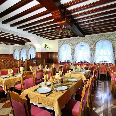 Dolomiti Schloss 4*