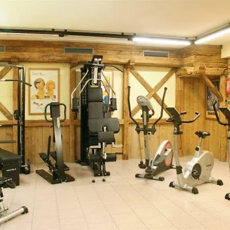 Dolomiti Schloss Hotel