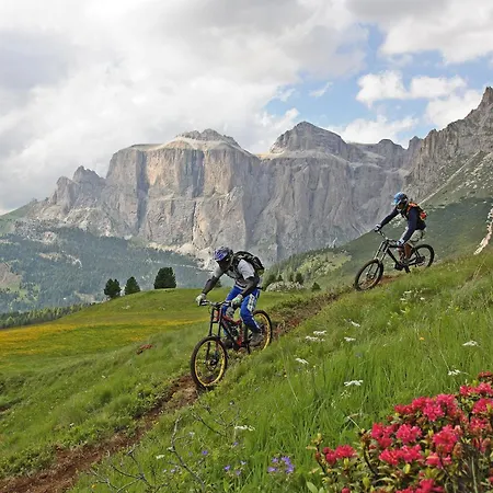 Dolomiti Schloss